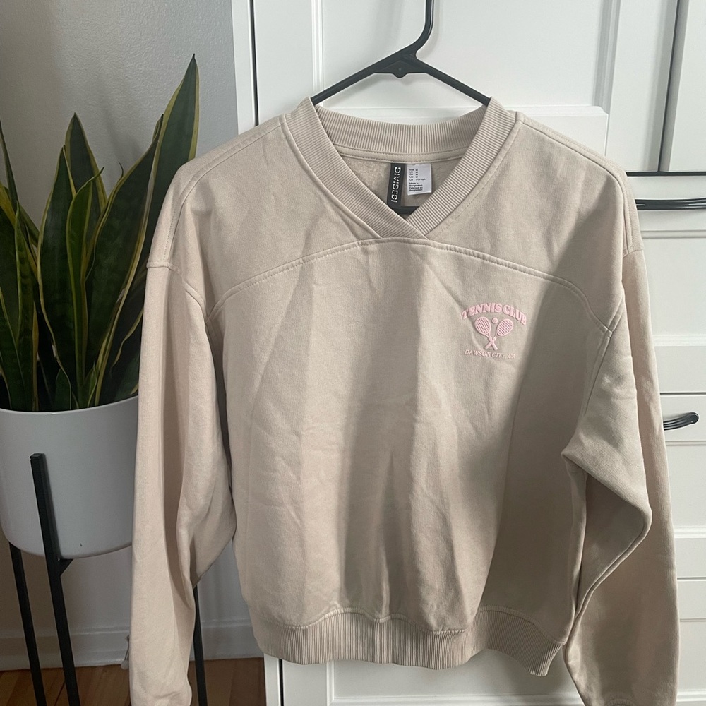 H&M Cream Sweatshirt